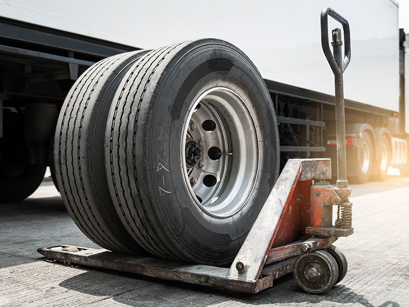 Truck spare wheels tyres